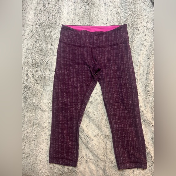 Lululemon Wunder Under Crop
Ziggy Wee August Glo / Raspberry Glo Light - Picture 3 of 4
